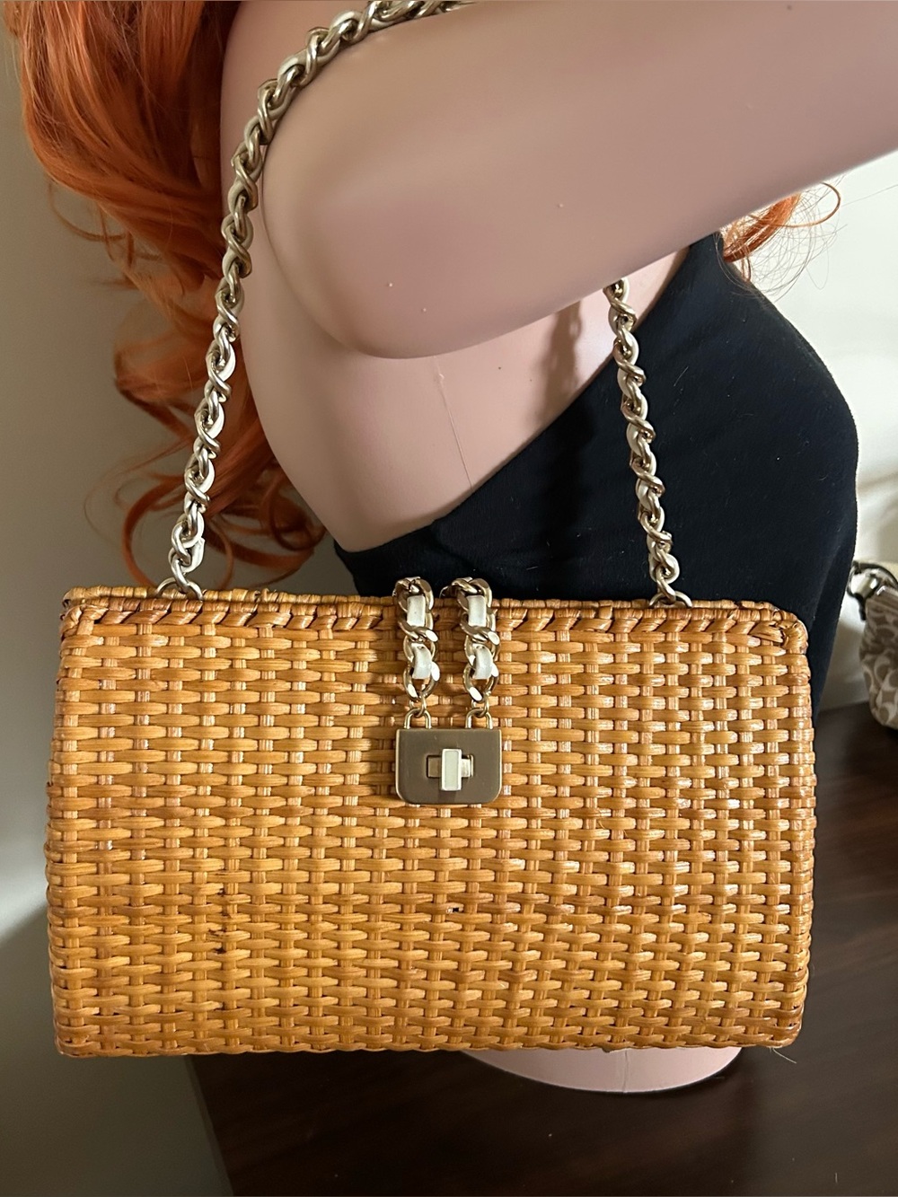 Ann Taylor Woven Straw Shoulder Bag in Tan with Gold Chain